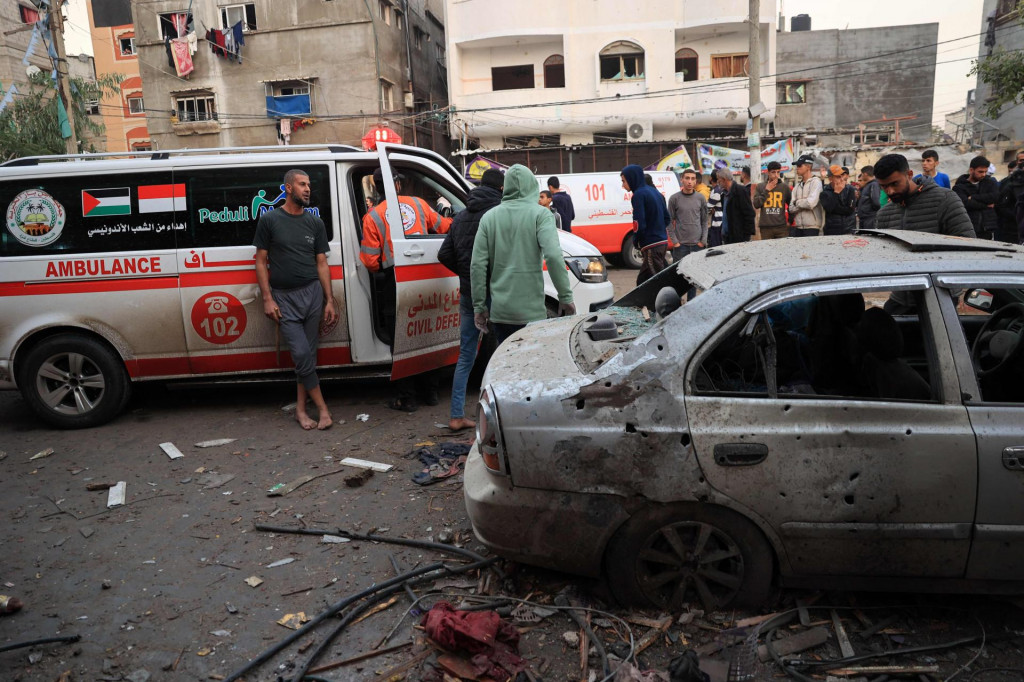 &lt;p&gt;U izraelskom zračnom napadu na vozilo hitne pomoći u Pojasu Gaze ubijeno je najmanje šest osoba (ilustracija)&lt;/p&gt;