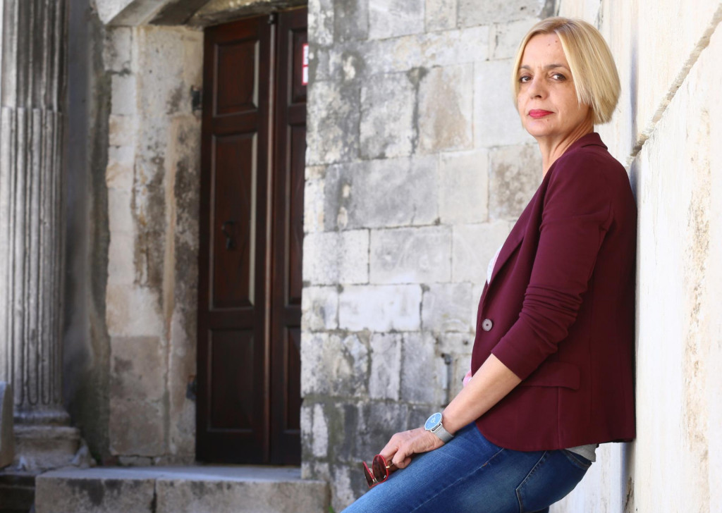 &lt;p&gt;Marina Vujčić nova je ravnateljica Kulturno - edukacijskog centra u Trogiru&lt;/p&gt;