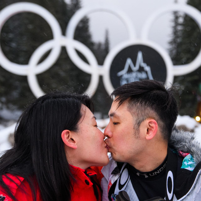 &lt;p&gt;Ying Ying Kong i Weiyi Chen kod olimpijskog znaka na Jahorini: Našli smo je preko Googlea...&lt;/p&gt;