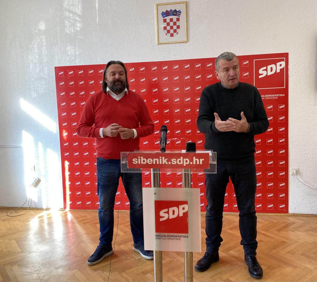 &lt;p&gt;Tonči Restović i Petar Baranović održali konferenciju za novinare&lt;/p&gt;