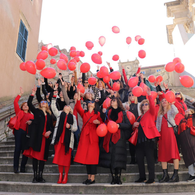 &lt;p&gt;Dan crvenih haljina, dan svjesnosti o moždanom udaru, obilježen je i u Dubrovniku&lt;/p&gt;