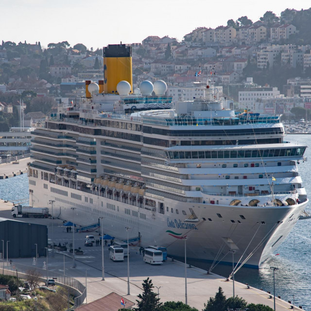 &lt;p&gt;Dubrovnik je i lani bio najposjećenija kruzerska luka&lt;/p&gt;
