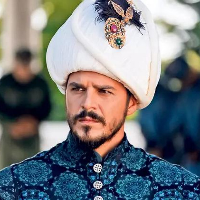 <p>Mehmet G&uuml;ns&uuml;r u sceni iz serije koja ga je proslavila diljem svijeta</p>