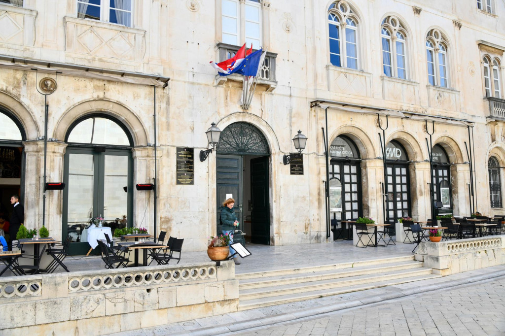 &lt;p&gt;Zgrada gradske uprave Dubrovnika&lt;/p&gt;