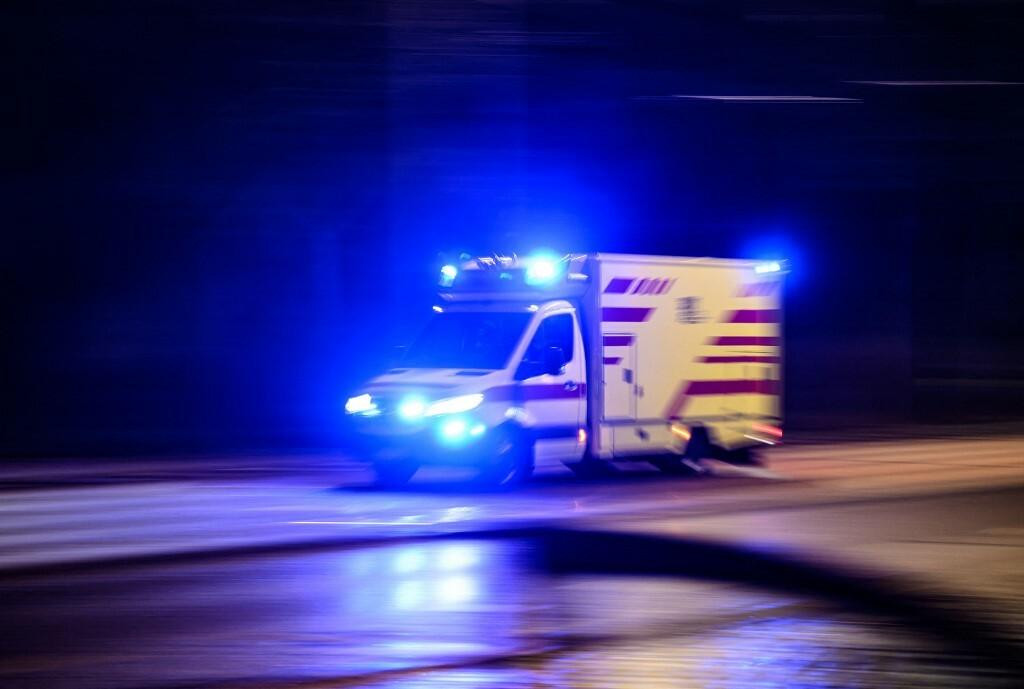 &lt;p&gt;19 February 2024, Saxony, Dresden: An ambulance drives to an emergency on Lenn?stra?e in the Seevorstadt-Ost/Gro?er Garten district in the evening with flashing blue lights. (Shot with long exposure time) Photo: Robert Michael/dpa (Photo by ROBERT MICHAEL/DPA/dpa Picture-Alliance via AFP)&lt;/p&gt;
