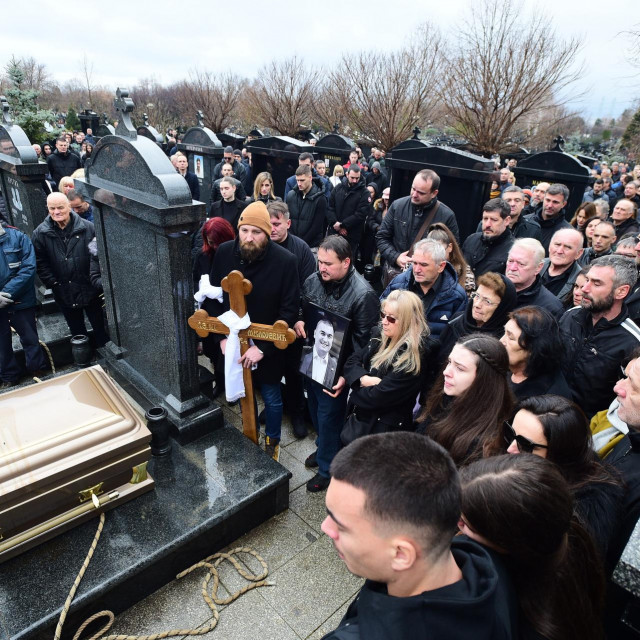 &lt;p&gt;Pogreb bivseg kosarkasa Dejana Milojevica&lt;/p&gt;