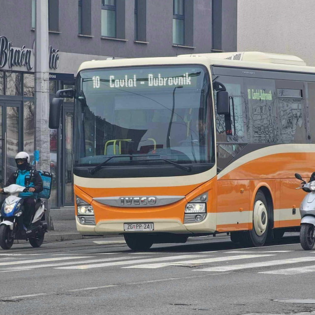 &lt;p&gt;Novi Libertasov autobus na zagrebačkim ulicama&lt;/p&gt;