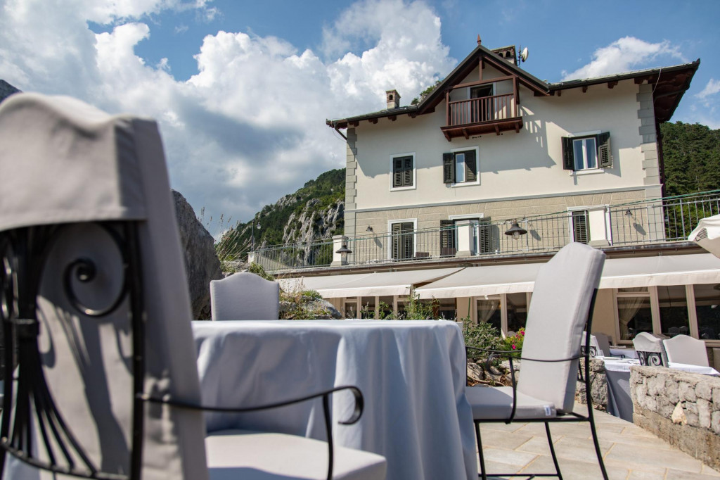 &lt;p&gt;Hotel Draga di Lovrana u čijem je sklopu istoimeni restoran&lt;/p&gt;