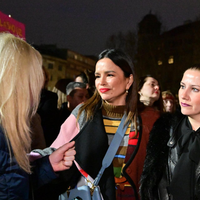 &lt;p&gt;Severina je sudjelovala na zagrebačkom Noćnom maršu za ženska prava&lt;/p&gt;