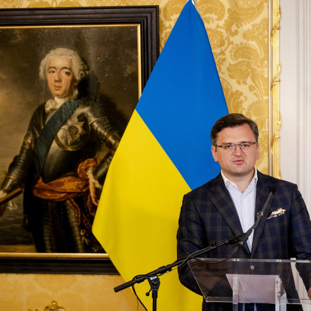 &lt;p&gt;Dmitro Kuleba: ”Pozivam Vatikan da izbjegne ponavljanje pogrešaka iz prošlosti i da podrži Ukrajinu i njezin narod u njihovoj pravednoj borbi za svoje živote”&lt;/p&gt;