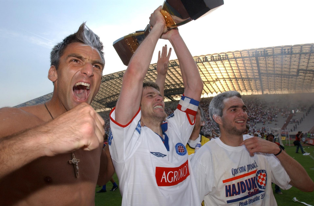 &lt;p&gt;Tvrtko Kale (Kale Drechsler), Hrvoje Vejić i Tomislav Bušić s posljednjom Hajdukovom titulom 2005.&lt;/p&gt;