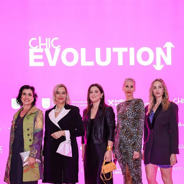 &lt;p&gt;Chic evolution&lt;/p&gt;