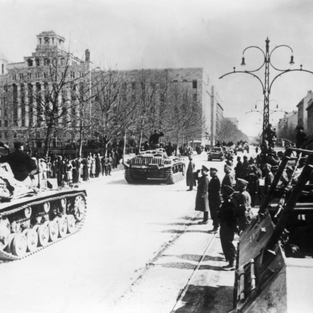 &lt;p&gt;Demonstracija njemačke vojne moći nakon okupacije Beograda&lt;/p&gt;