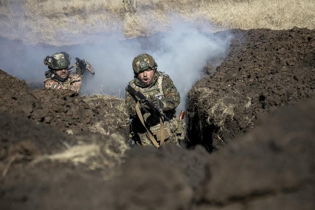 &lt;p&gt;Ukrajinci iz 42. brigade u borbi za Donbas&lt;/p&gt;