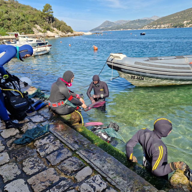 &lt;p&gt;Prva ovogodišnja ekološka akcija Ronilačkog kluba Dubrovnik&lt;/p&gt;