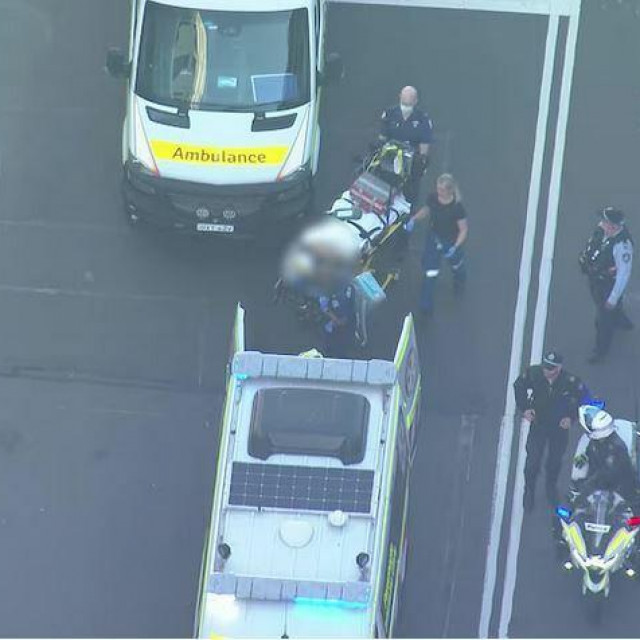 <p>Hitna služba pozvana je u Westfield Bondi Junction ne&scaron;to prije 16 sati po lokalnom vremenu<br>
SCREENSHOT/ABC</p>