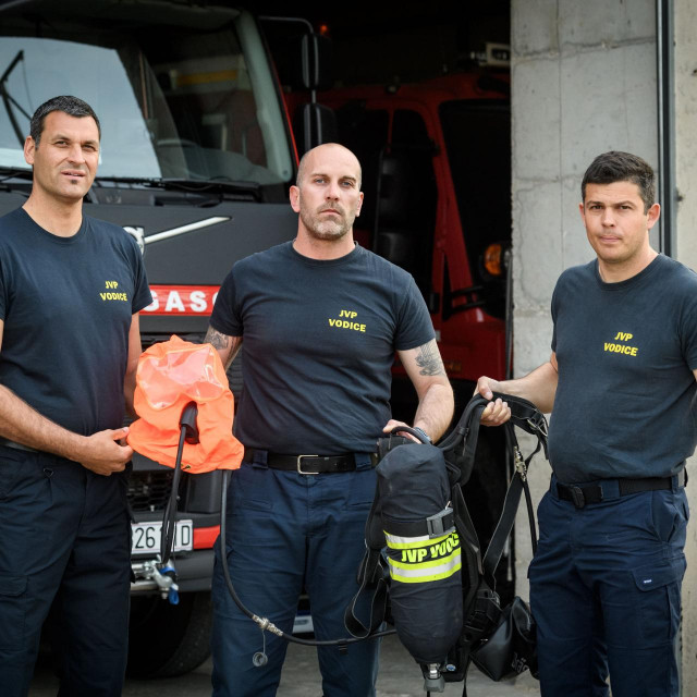 &lt;p&gt;Nikola Tintor, Mario Jozić i Ivica Budimir tog 13. srpnja 2023. spasili su iz požara ono najdragocjenije - ljudske živote&lt;/p&gt;