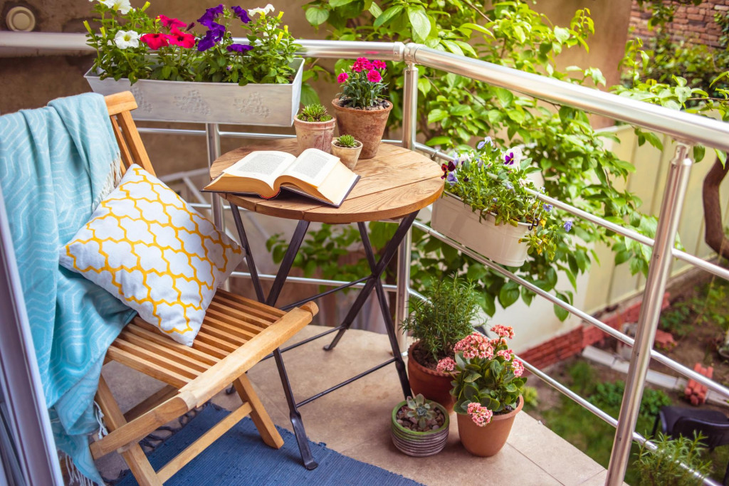 &lt;p&gt;I na malom balkonu možete napraviti svoju cvjetnu oazu&lt;/p&gt;
