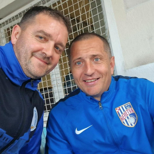 &lt;p&gt;Luka Karamatić, suradnik Sportskih novosti i Goran Galov, trener nogometaša Neretve nakon 2:2 Neretvanca i Neretve u Opuzenu&lt;/p&gt;