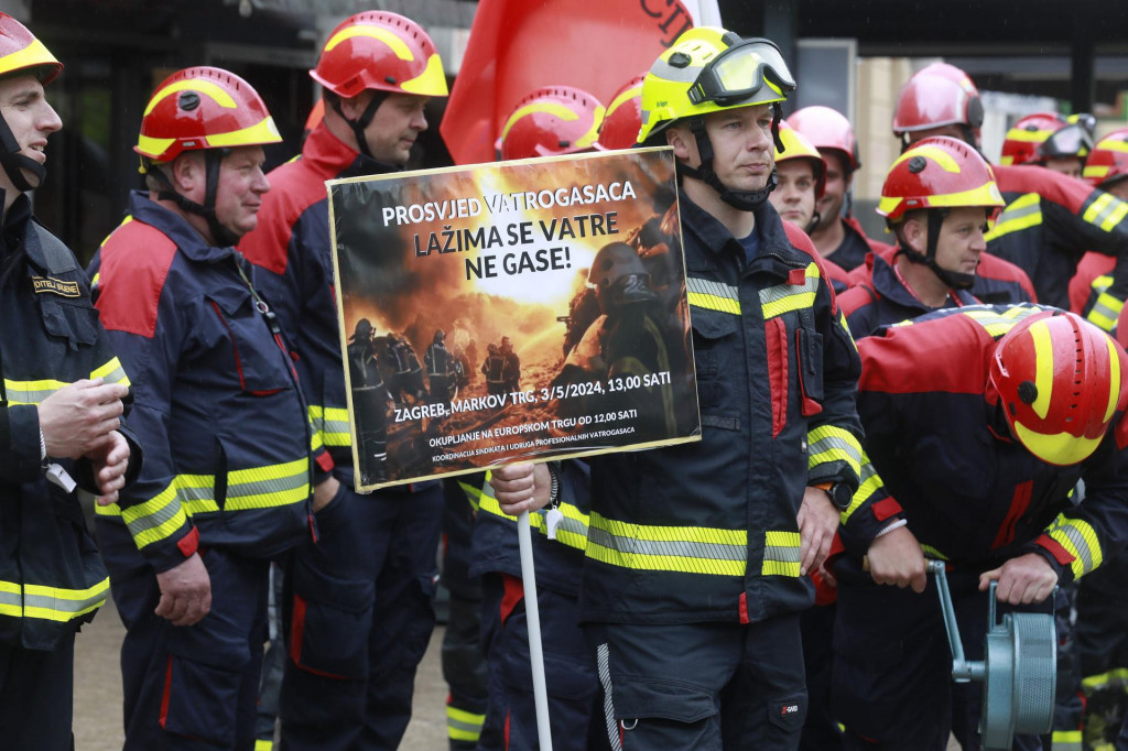 &lt;p&gt;Prosvjed vatrogasaca u Zagrebu&lt;/p&gt;