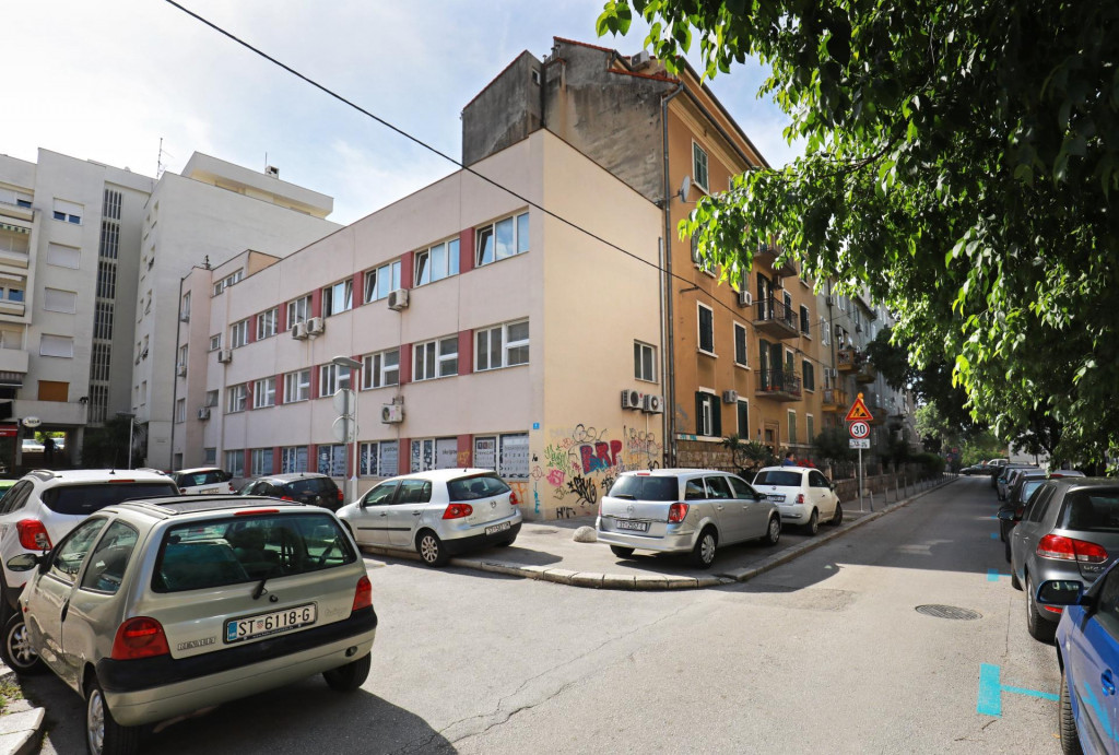 &lt;p&gt;Zgrada u Goričkoj ulici koja će narasti za tri kata, a bez pripadajućeg parkinga.&lt;br&gt;
 &lt;/p&gt;