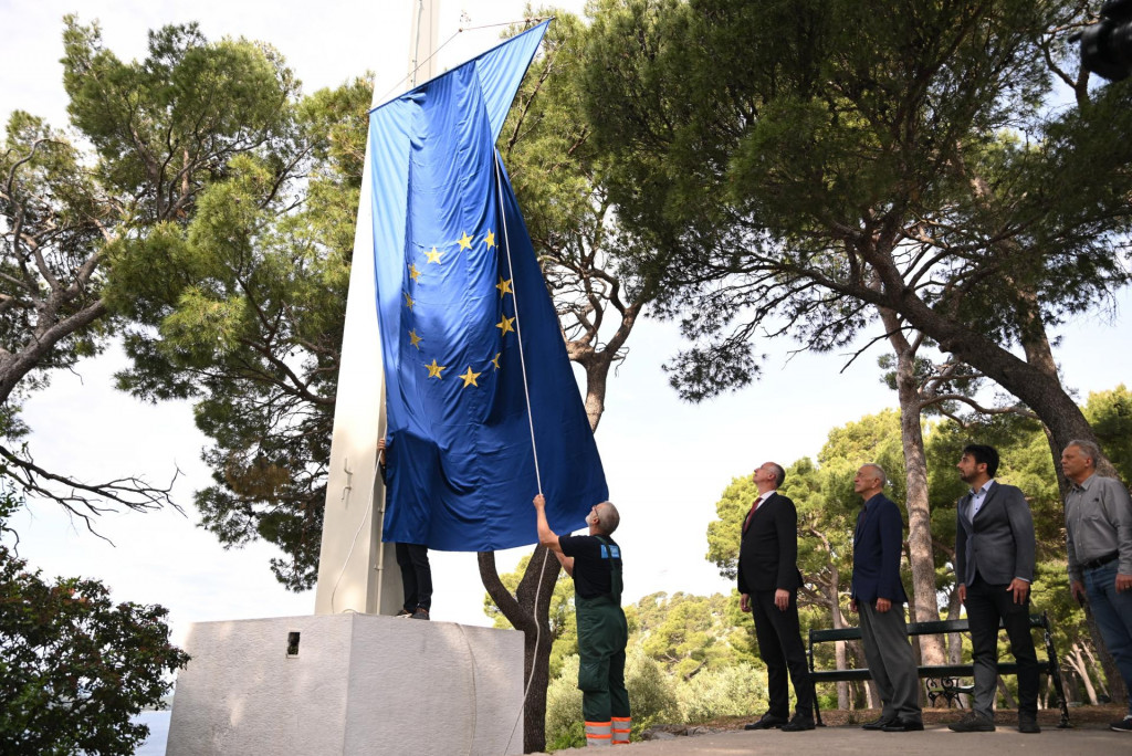 &lt;p&gt;Proslava Dana Europe na Marjanu i podizanje europske zastave&lt;/p&gt;