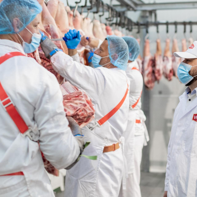 &lt;p&gt;Tvrtka ‘Kraš‘ je od prije tri i pol godine u većinskom vlasništvu ‘Pivac grupe‘, u kojoj djeluje i mesna industrija ‘Vajda‘ iz Čakovca&lt;/p&gt;