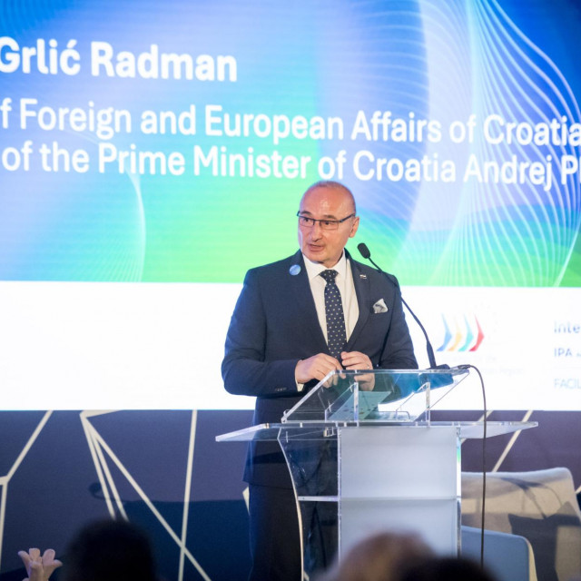 &lt;p&gt;Ministar Grlić Radman na Forumu Jadransko jonske inicijative u Šibeniku&lt;/p&gt;