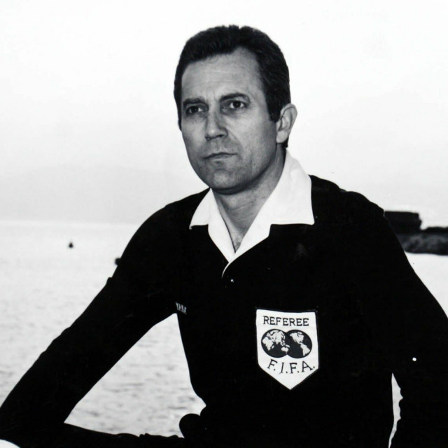 &lt;p&gt;Damir Matovinović kao sudac na Svjetskom prvenstvu u nogometu u Španjolskoj 1982. godine.&lt;br&gt;
 &lt;/p&gt;