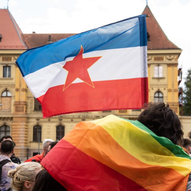 &lt;p&gt;Jugoslavenska zastava u Povorci ponosa izazvala je salve komentara na društvenim mrežama&lt;br&gt;
 &lt;/p&gt;