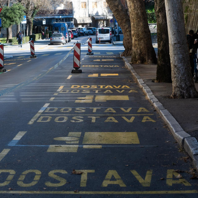 &lt;p&gt;Parkirna zona za dostavna vozila kod stare Tehničke škole&lt;/p&gt;