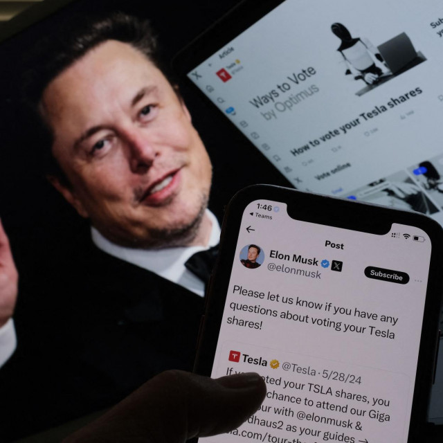 &lt;p&gt; Elon Musk prognozirao je kraj ere mobitela&lt;/p&gt;