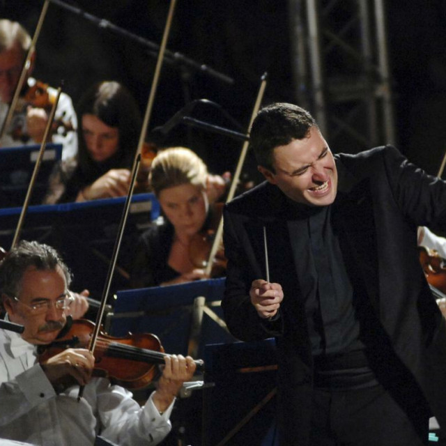 &lt;p&gt;Maxim Vengerov nastupao je u Dubrovnikui kao dirigent/&lt;/p&gt;