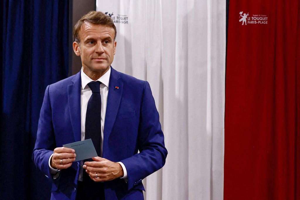 &lt;p&gt;Emmanuel Macron: sam pao, sam se ubio&lt;/p&gt;