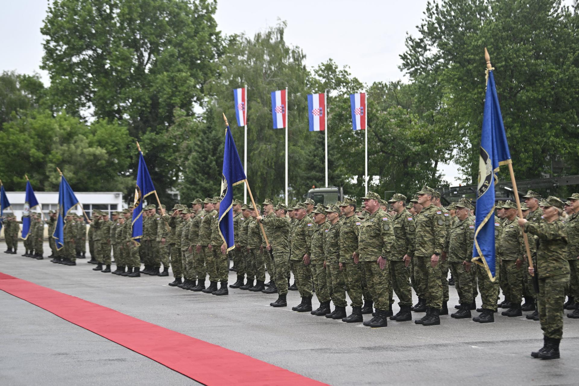 Slobodna Dalmacija Ugledni Njema Ki Dnevnik O Uvo Enju Vojnog Roka U