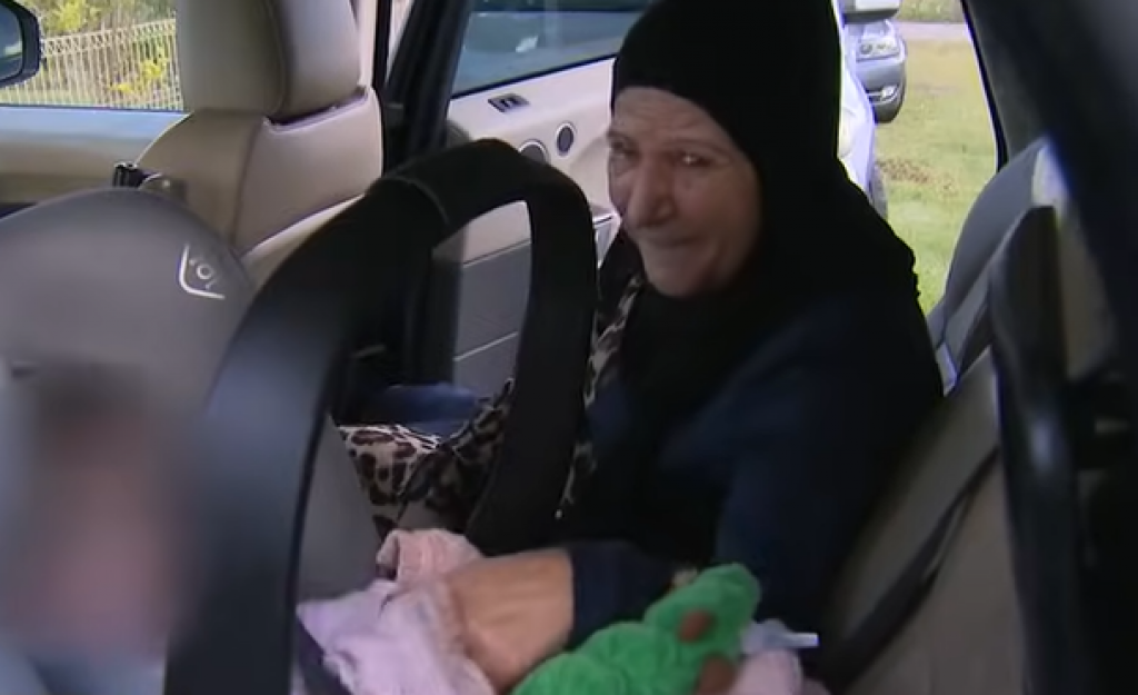 &lt;p&gt;Hrabra baka s bebom u automobilu koje je spasila od lopova&lt;br&gt;
 &lt;/p&gt;