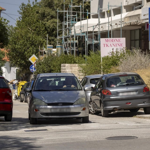 &lt;p&gt;Nije se trebalo dugo čekati na prekršaj, jedan od brojnih koji se tu svakodnevno događaju&lt;/p&gt;