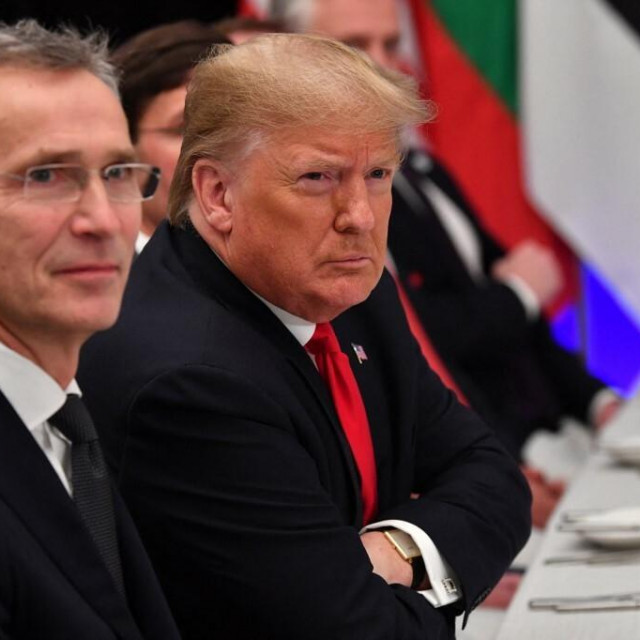 &lt;p&gt;Glavni tajnik NATO-a Jens Stoltenberg i Donald Trump 2019.&lt;/p&gt;