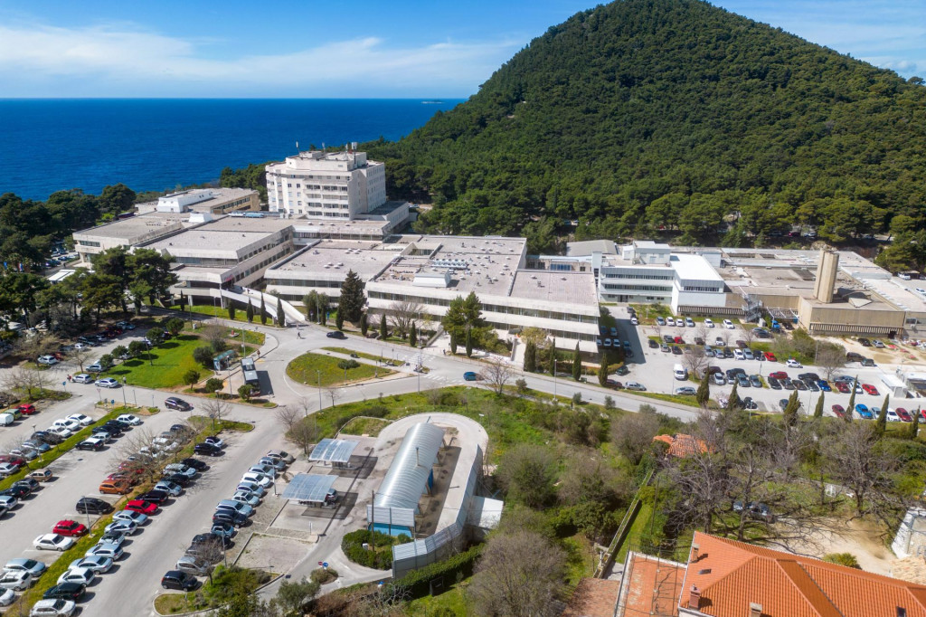 &lt;p&gt;Opca bolnica Dubrovnik i heliodrom.&lt;br&gt;
 &lt;/p&gt;