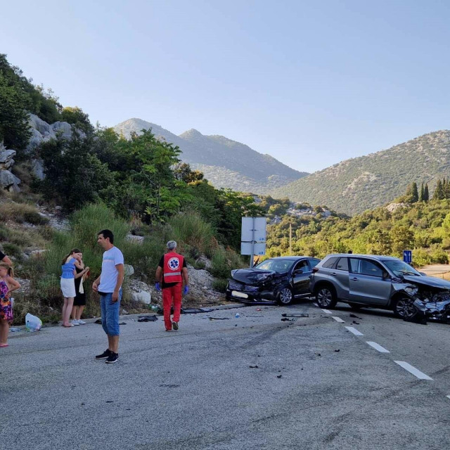 &lt;p&gt;Mjesto teške prometne nesreće između Baćine i Gradca&lt;/p&gt;