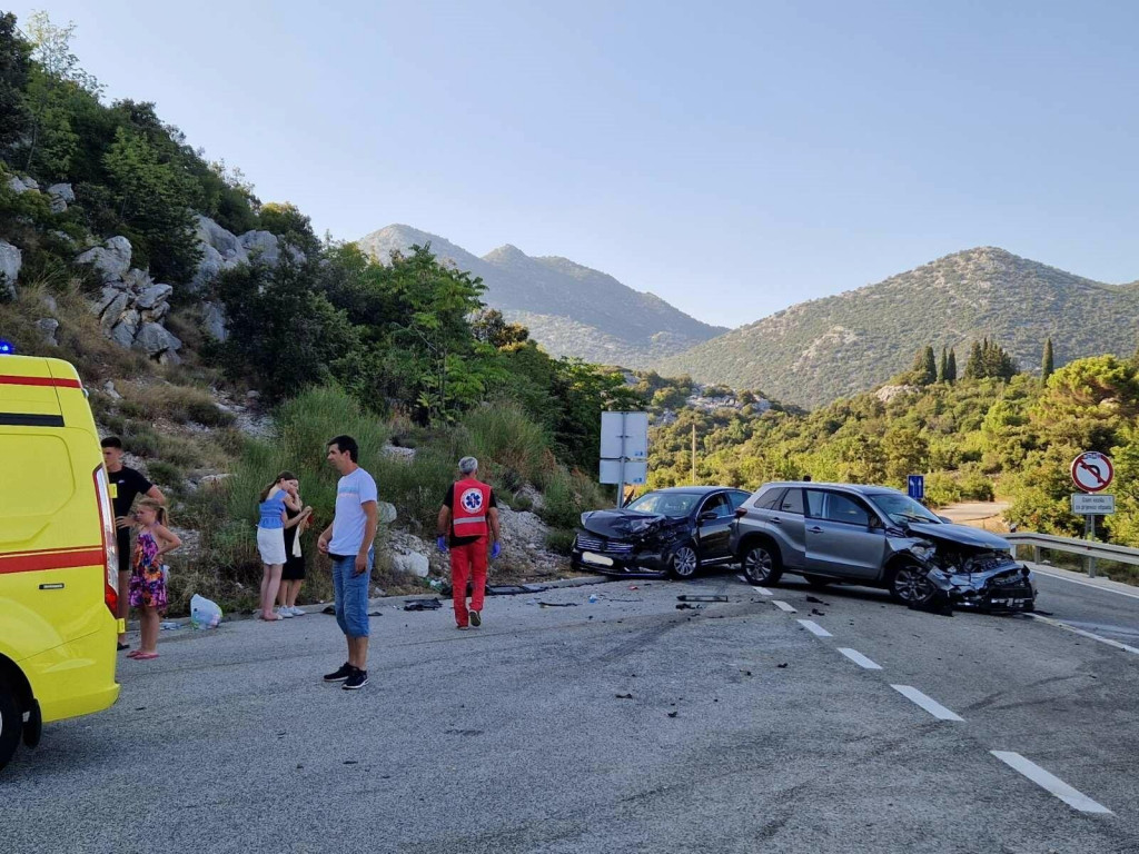 &lt;p&gt;Mjesto teške prometne nesreće između Baćine i Gradca&lt;/p&gt;