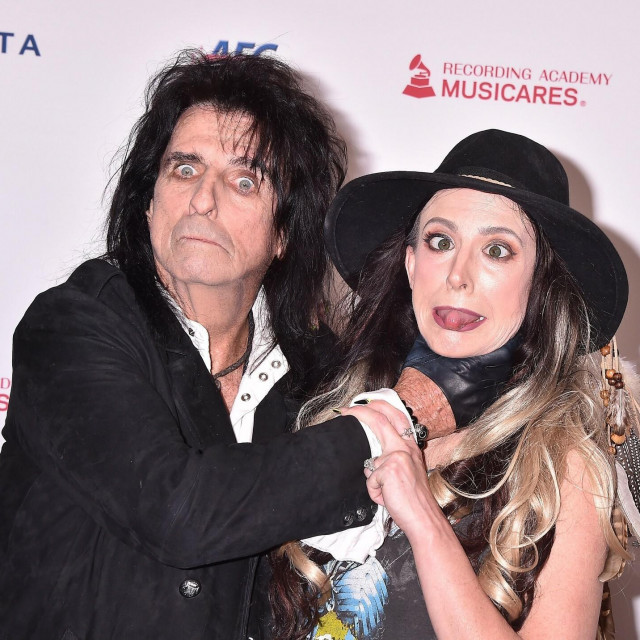 &lt;p&gt;Alice Cooper i Calico Cooper &lt;/p&gt;