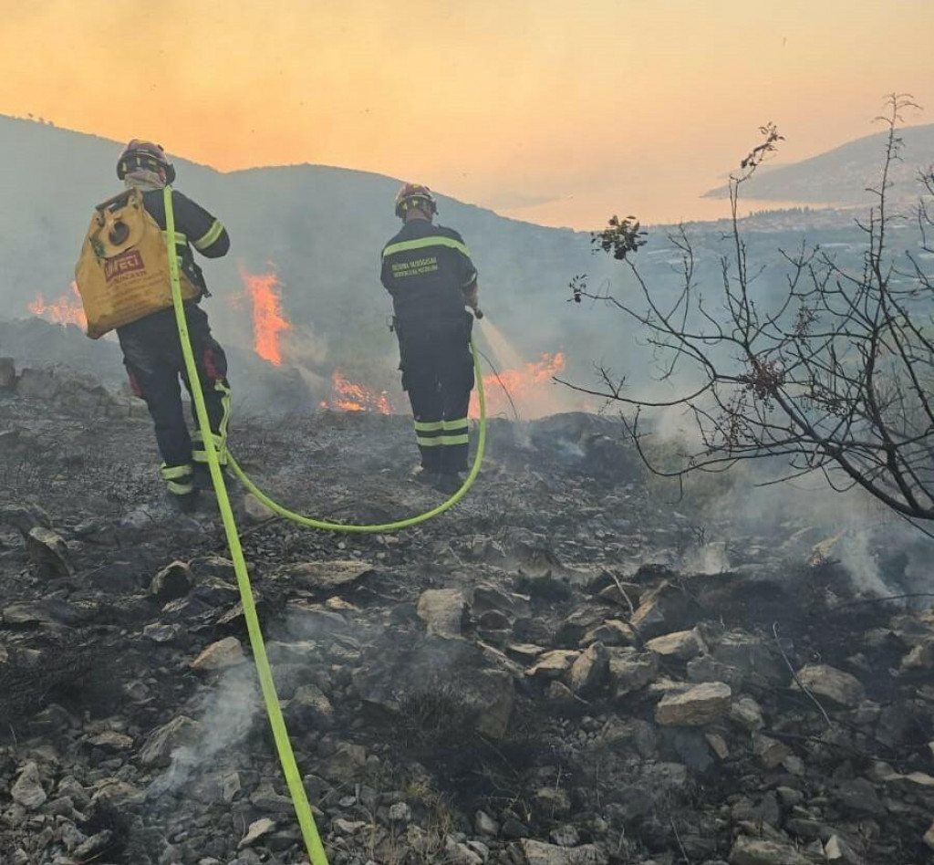 &lt;p&gt;Požar na području Segeta&lt;/p&gt;