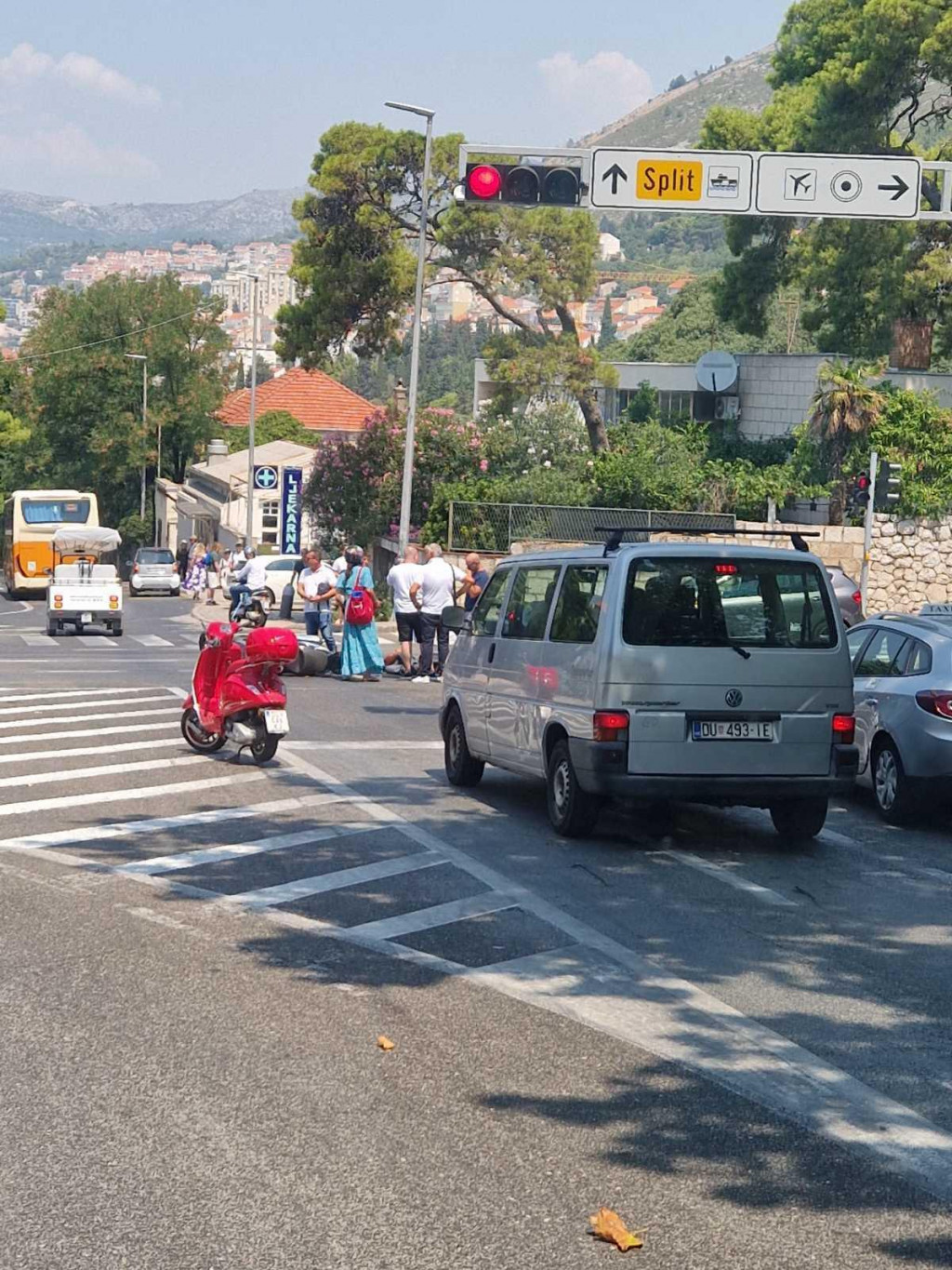 &lt;p&gt;Prometna nesreća kod Doma zdravlja u kojoj su sudjelovali automobil i motocikl&lt;/p&gt;