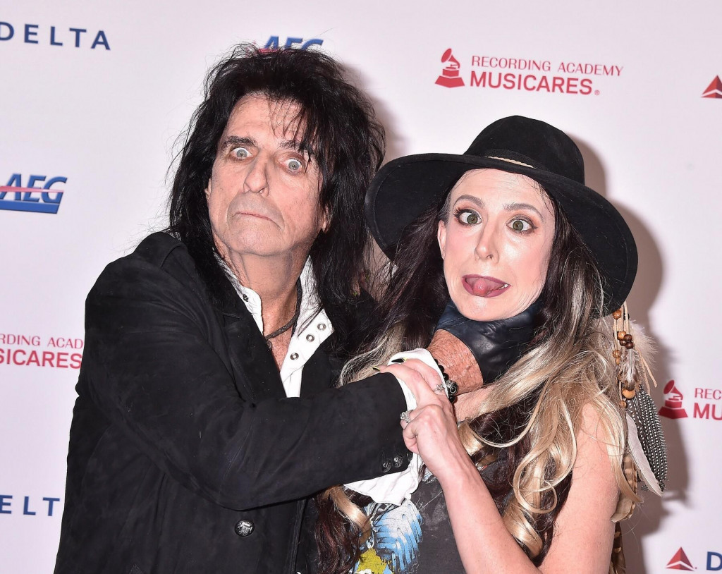 &lt;p&gt;Alice Cooper i Calico Cooper &lt;/p&gt;