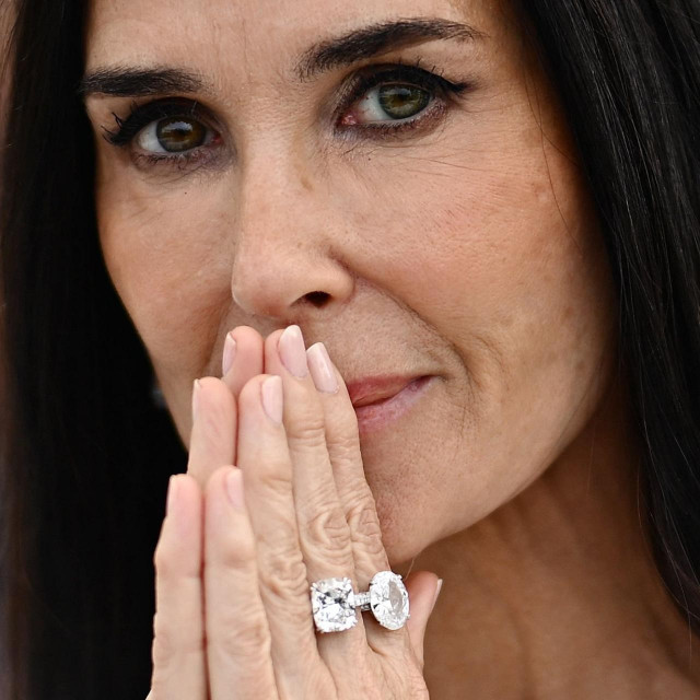 &lt;p&gt;Demi Moore&lt;/p&gt;