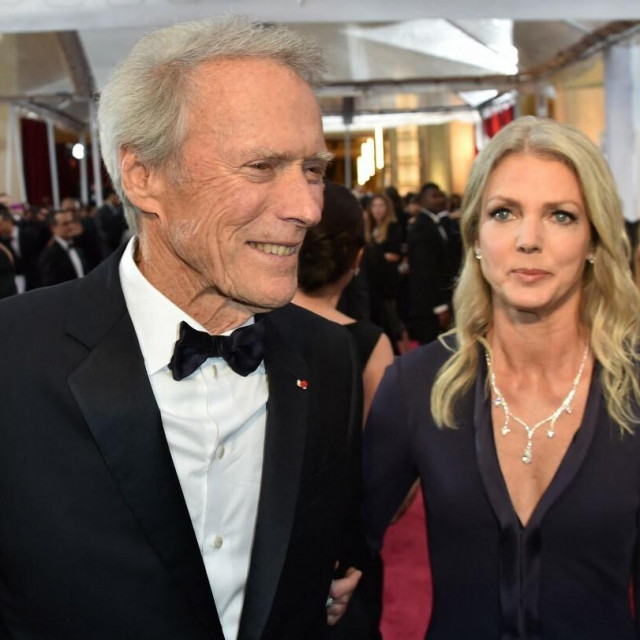 &lt;p&gt;Clint Eastwood i Christina Sandera&lt;/p&gt;