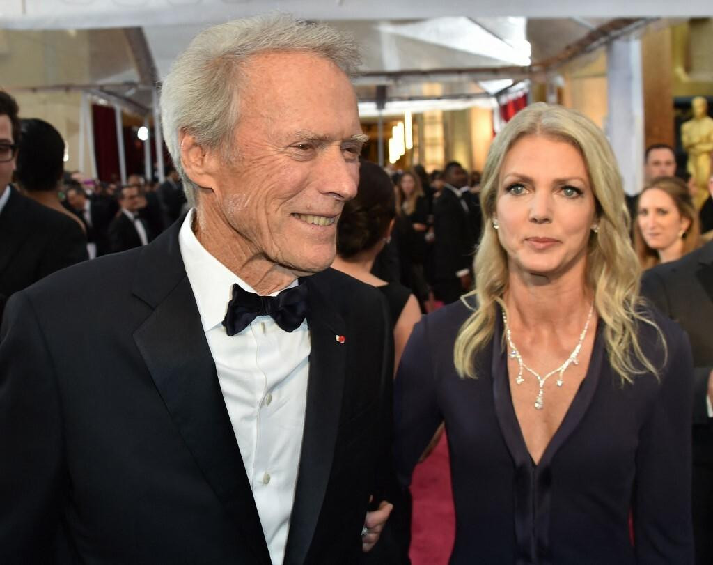 &lt;p&gt;Clint Eastwood i Christina Sandera&lt;/p&gt;