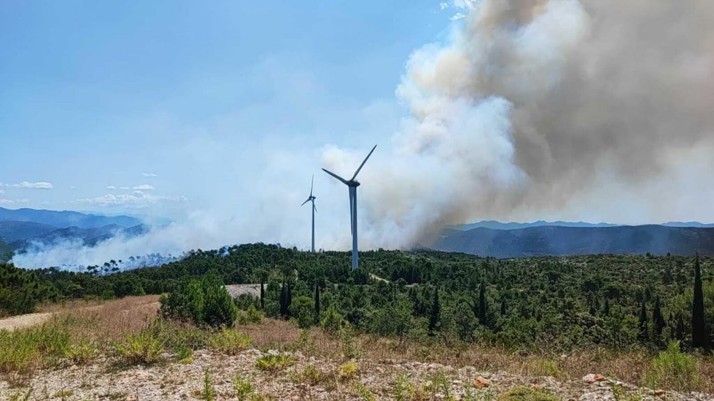 &lt;p&gt;Požar kod vjetroelektrana na Pelješcu&lt;/p&gt;