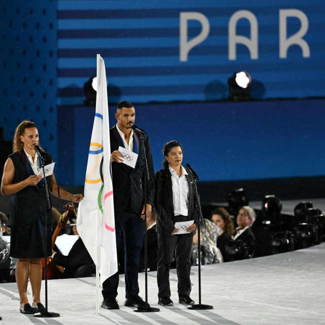 &lt;p&gt;Olimpijske zastava na Trocaderu tijekom ceremonije otvaranja Olimpijskih igara&lt;/p&gt;